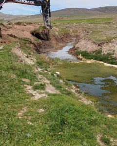 Köylerde Su Kanallarının Temizlenmesine Yönelik Çalışma Yapılıyor