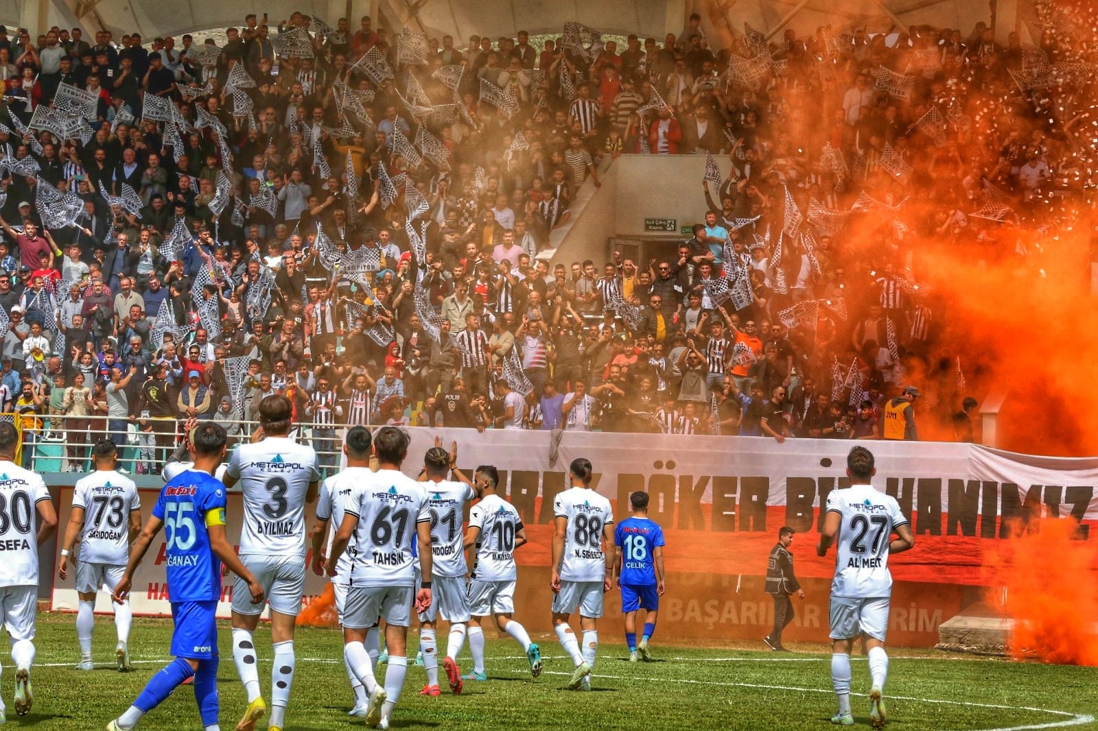 Aksaray Belediyespor şampiyonluk için