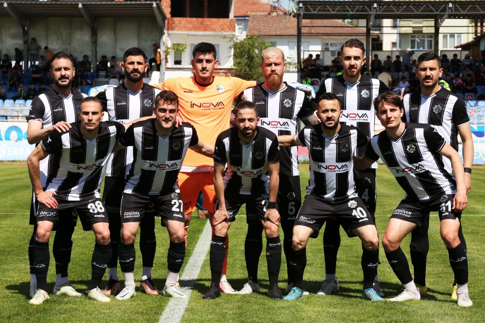 Aksaray Belediyespor şampiyonluğa çok