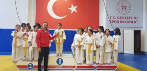 Çekişmeli Geçen Judo Müsabakalarında Sona Gelindi