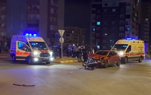 Kayseri’de İki Otomobil Çarpıştı, 5 Yaralı