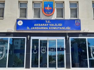 Aksaray’da Jandarma uyuşturucu taciri ve hırsıza operasyon 3 tutuklama