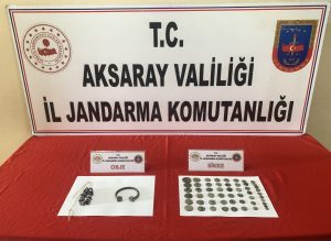 Jandarmanın Yaptığı Operasyonda 53 Adet Sikke Ele Geçirildi.