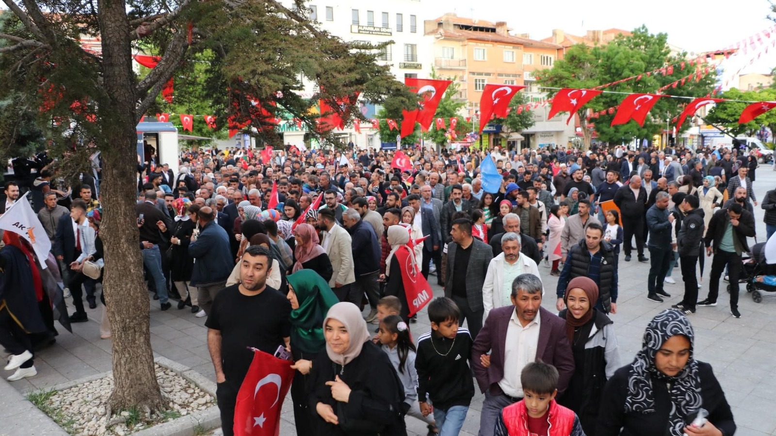 28 Mayıs Pazar günü