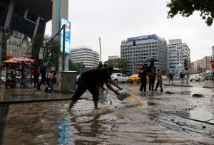 Ankara’da Sağanak Yağış Etkili Oldu