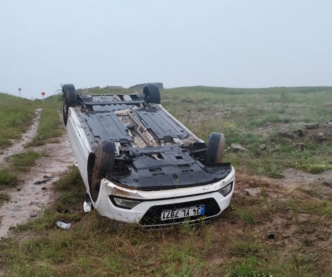 Sivas’ın Zara ilçesinde devrilen