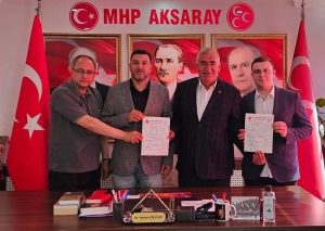 Aksaray’da Hakan Ülkü ve Emrullah ülkü, MHP’ye üye oldu