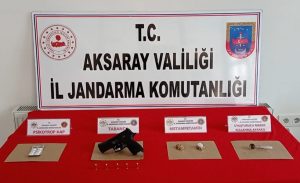 Aksaray’da uyuşturucu madde alıp aracında uyuya kaldı