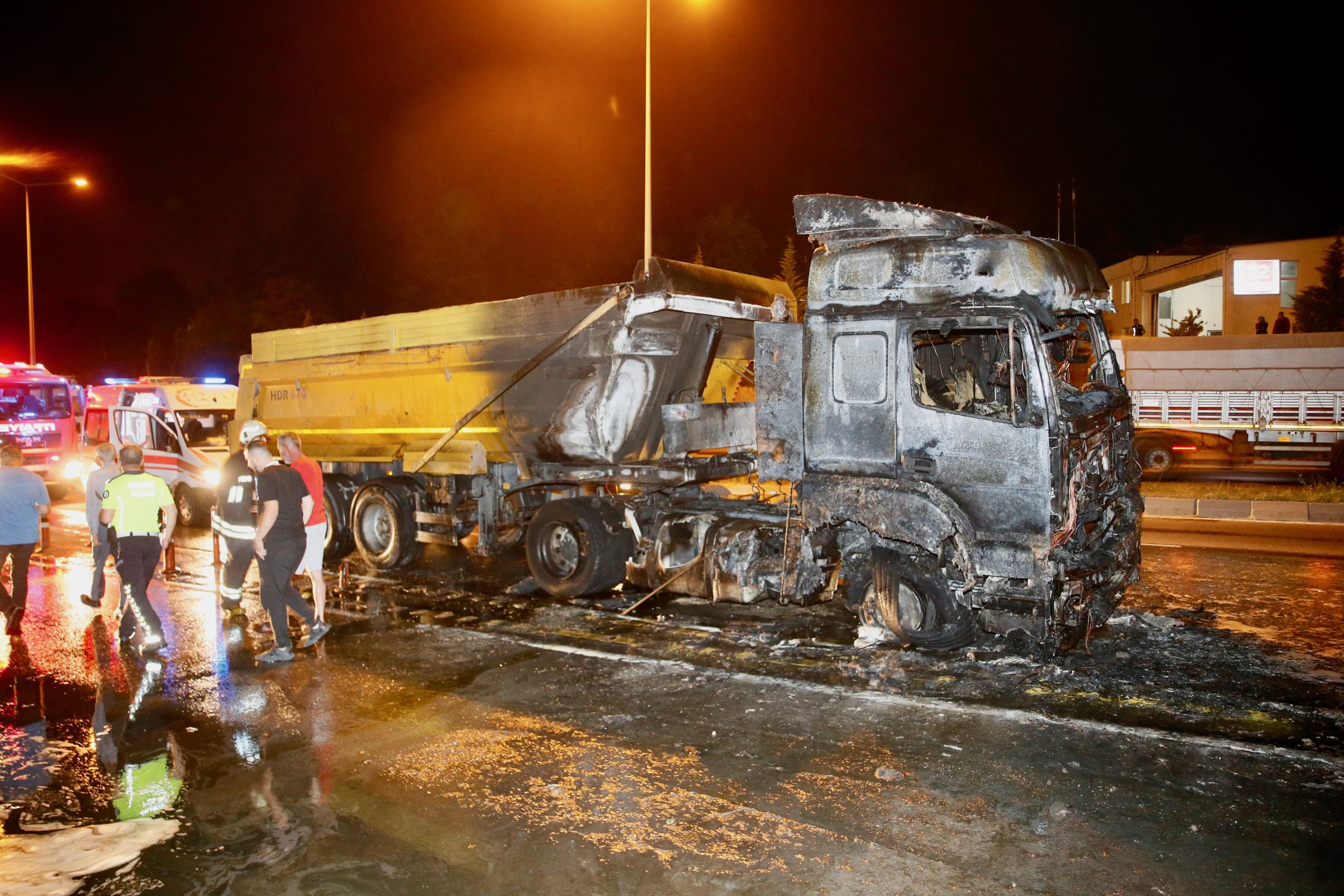 Eskişehir’de, bariyere çarptıktan sonra