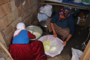 Aksaray’da köy peyniri siparişlerine yetişilmiyor