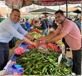 Milletvekili Yaldır, esnaf artan maliyetten, vatandaş el yakan fiyatlardan dertli