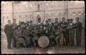 Aksaray Lisesinin 1937 yılında tarihi bir orkestrası olduğu ortaya çıktı