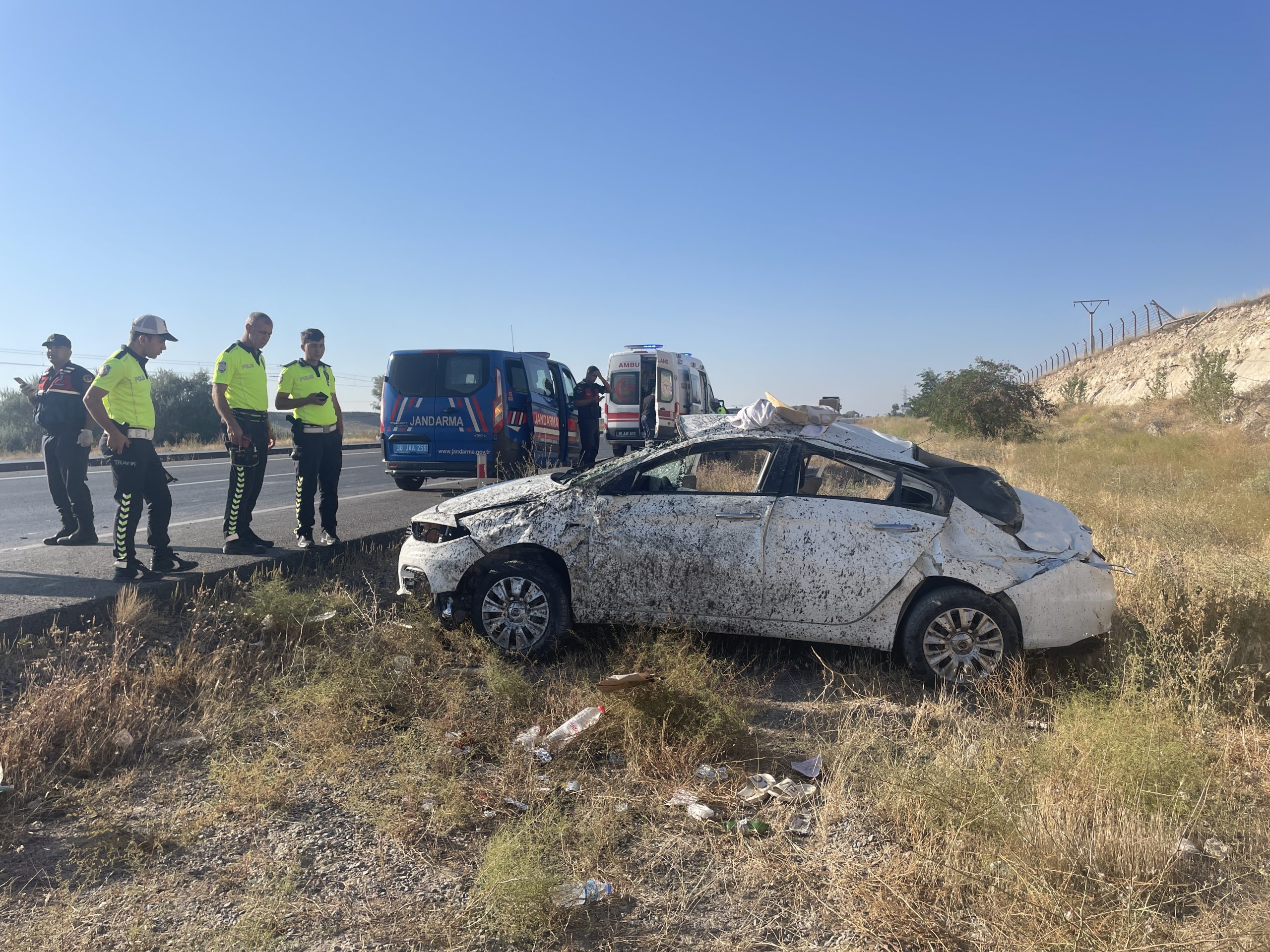   Kayseri’de otomobilin devrilmesi