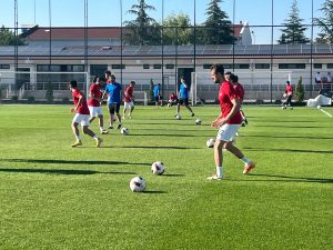 Hazırlık maçında İlk Yarı Sonucu; Keçiörengücü-2 Aksaray Belediyespor-0