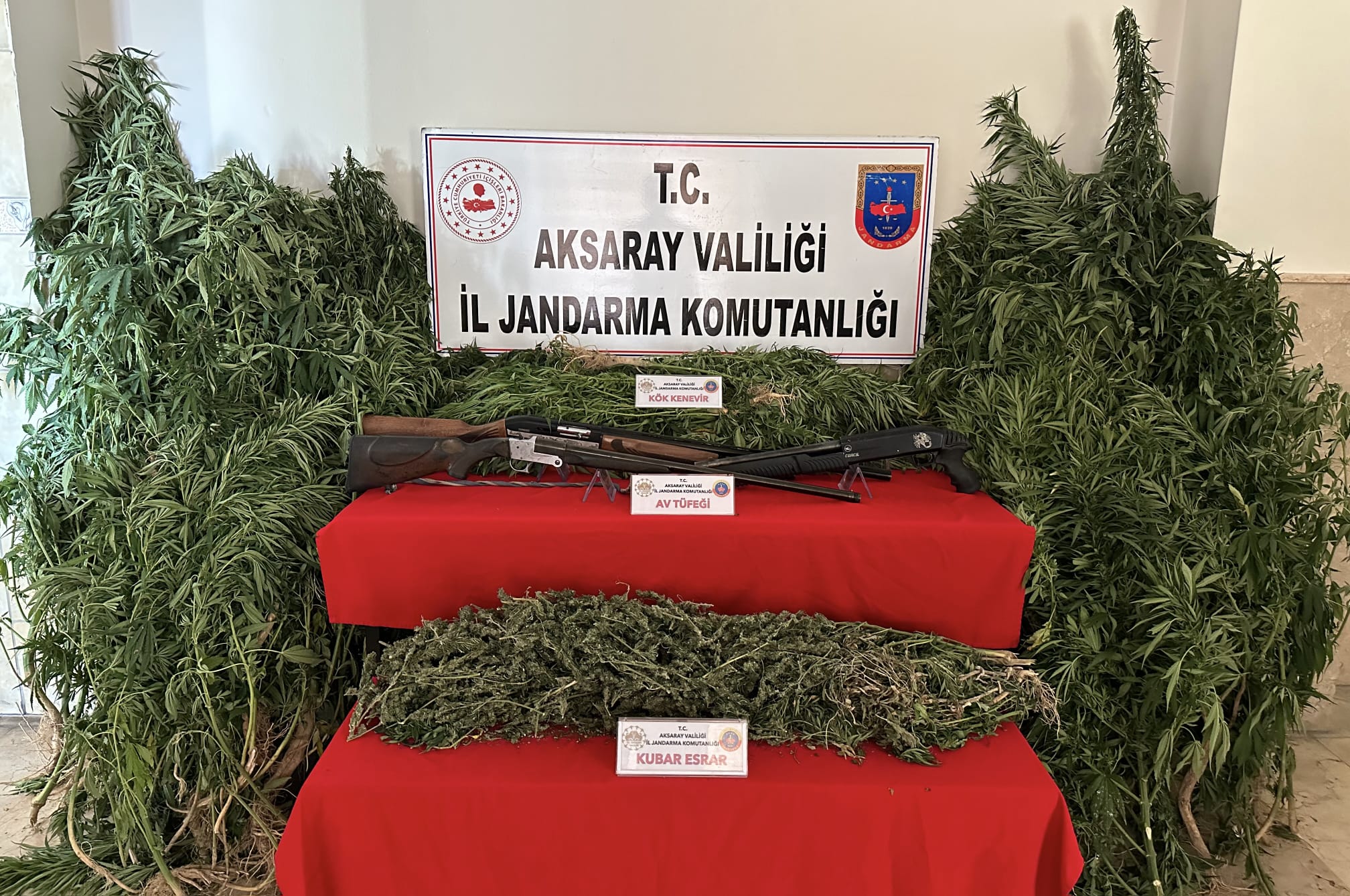 Jandarma ekipleri istihbari çalışmalar