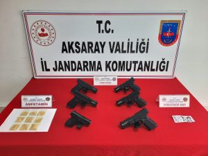 Aksaray Jandarma, uyuşturucu ve silah ticaretine büyük darbe vurdu