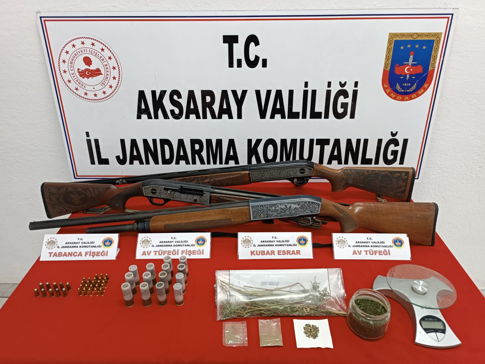 Jandarma ekipleri Uyuşturucu veya