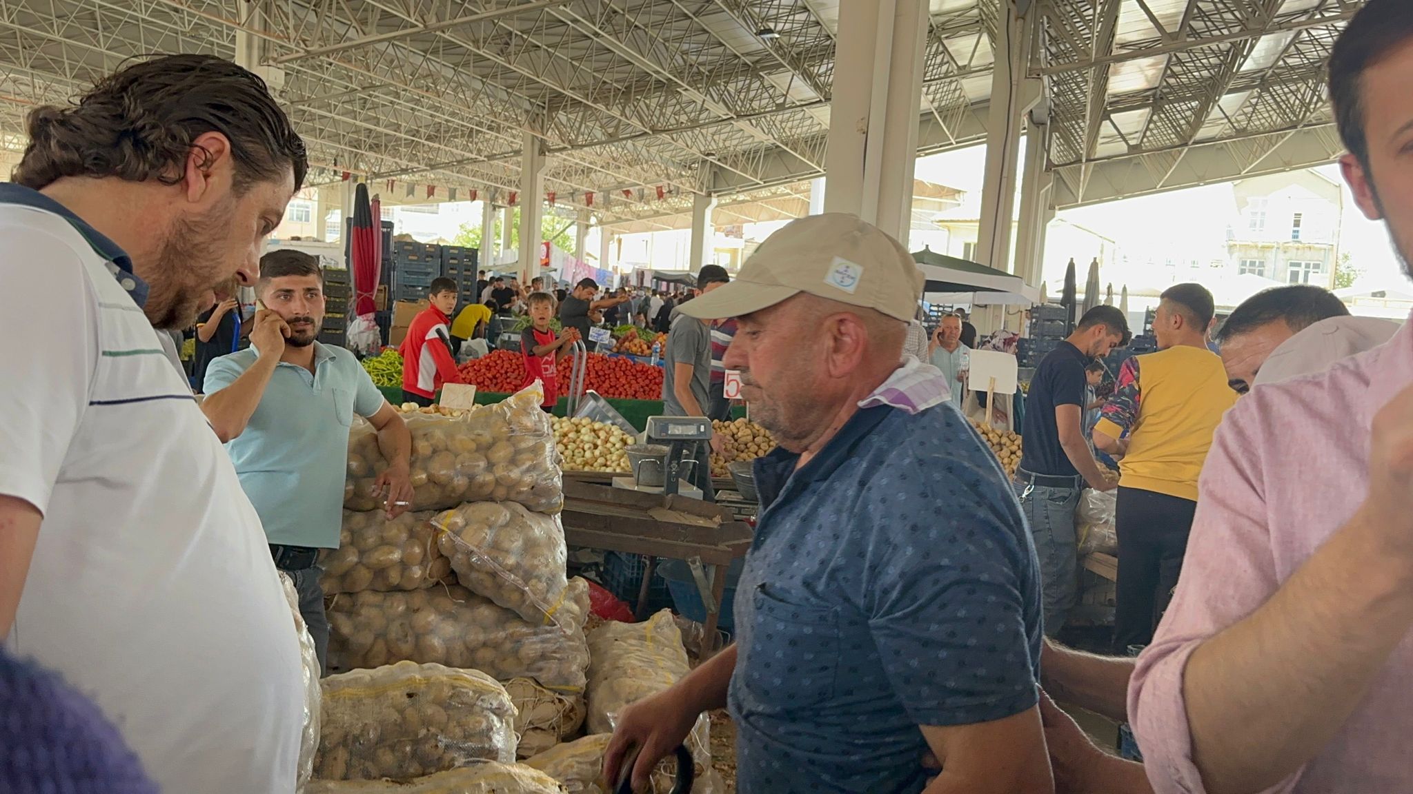 Aksaray’da Salı günleri kurulan