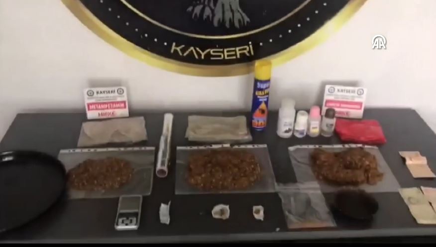 Kayseri’de polisin düzenlediği uyuşturucu