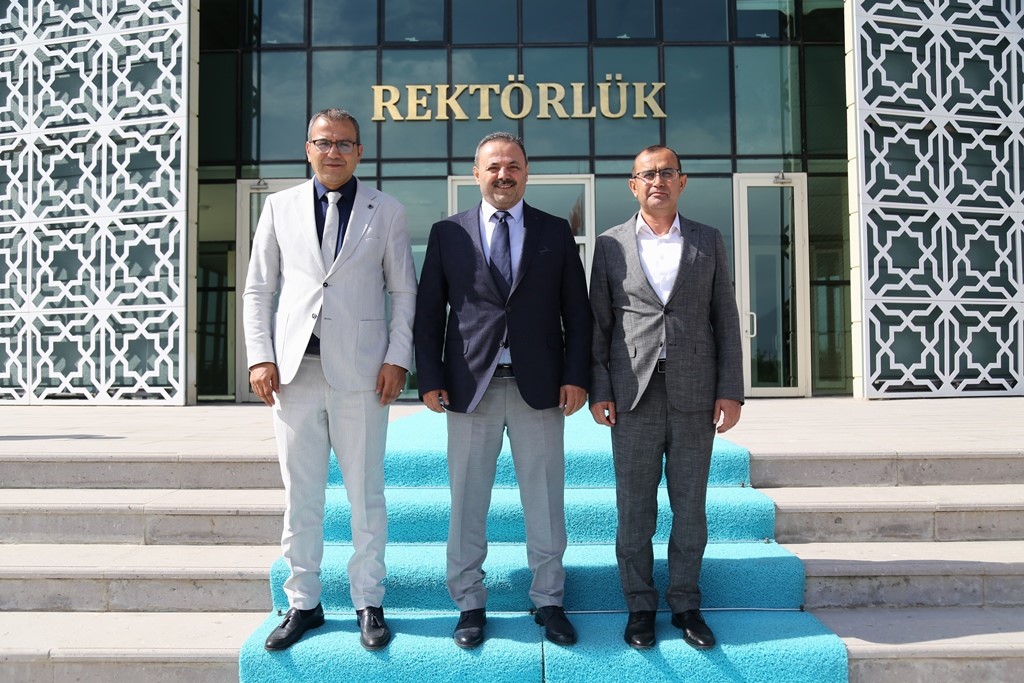 Aksaray Üniversitesi (ASÜ) Rektörü