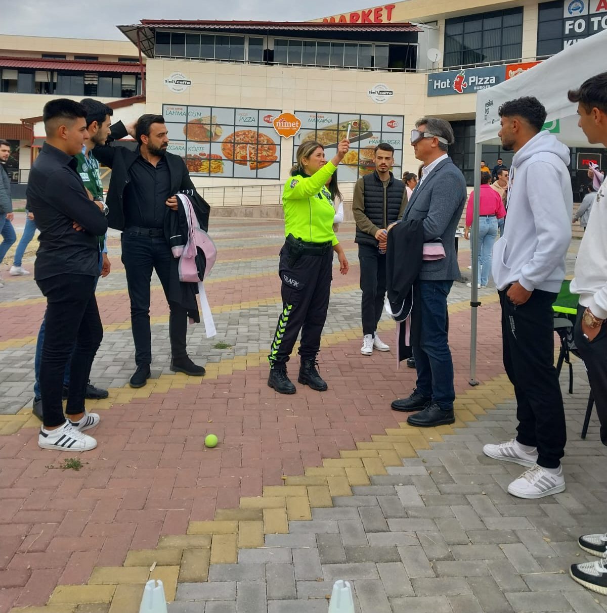 Aksaray Üniversitesi Kampüsünde Trafik