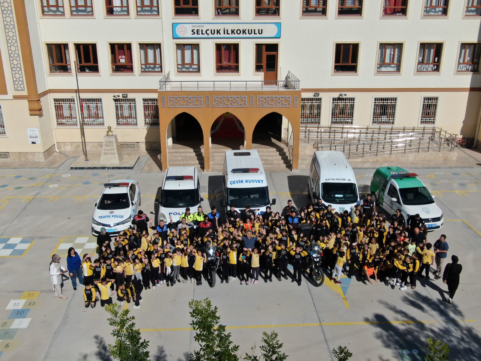 Aksaray’da Selçuklu İlkokulunda mesleklerle