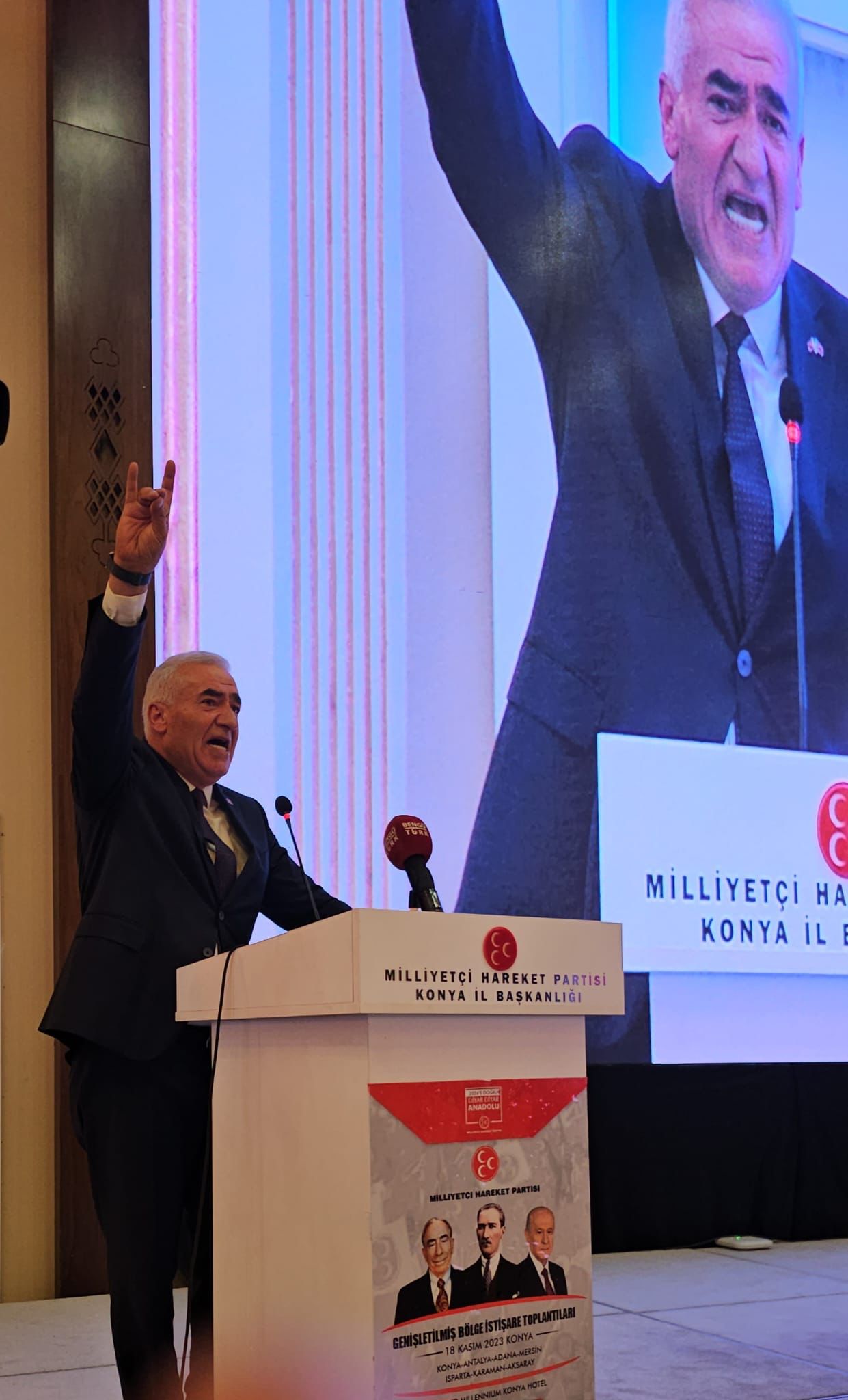 Milliyetçi Hareket Partisi (MHP),