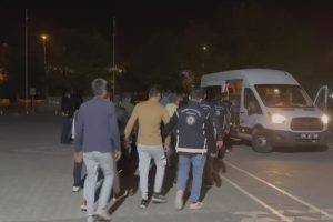 Aksaray’da kaçak göçmenlere operasyon; 13 gözaltı!