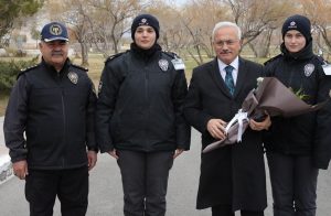 Vali Kumbuzoğlu, Polis Meslek Eğitim Merkezi’nde Gençlerle Buluştu!