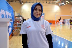 Para badminton Türkiye şampiyonu Kübra Çevik, yeni başarılara gözünü dikti