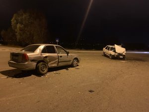 Çarpışan iki otomobildeki 5 kişi yaralandı