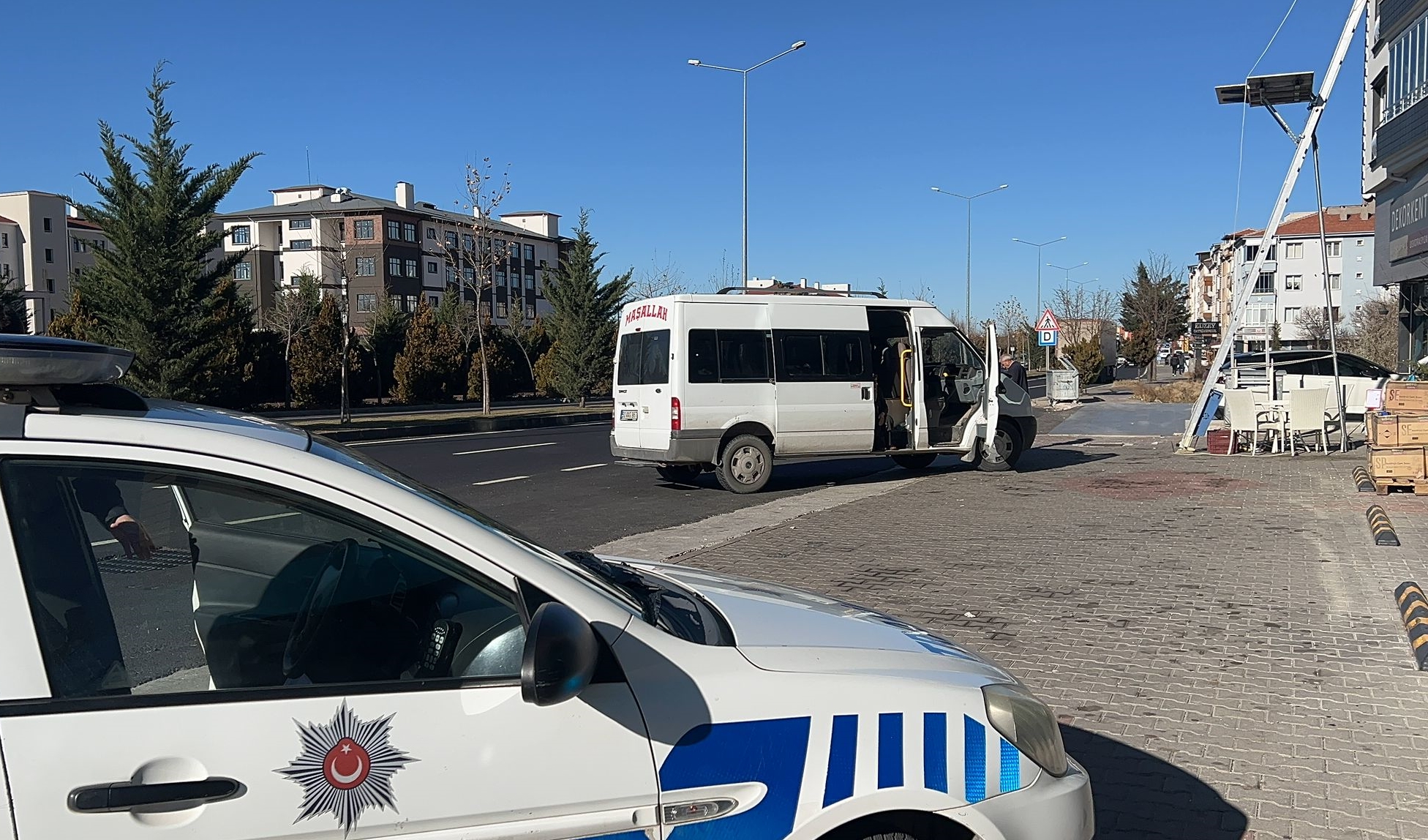 Nevşehir’de yolun karşısına geçmeye