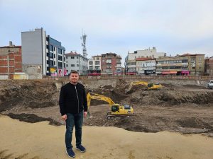 Başkan Dinçer; Yeni günün ilk ışıklarında sahada!