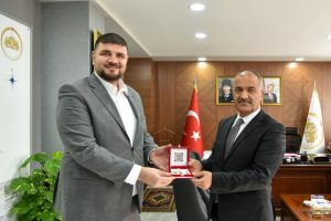 İYİ Partiden Özel İdare Sekreterine ziyaret