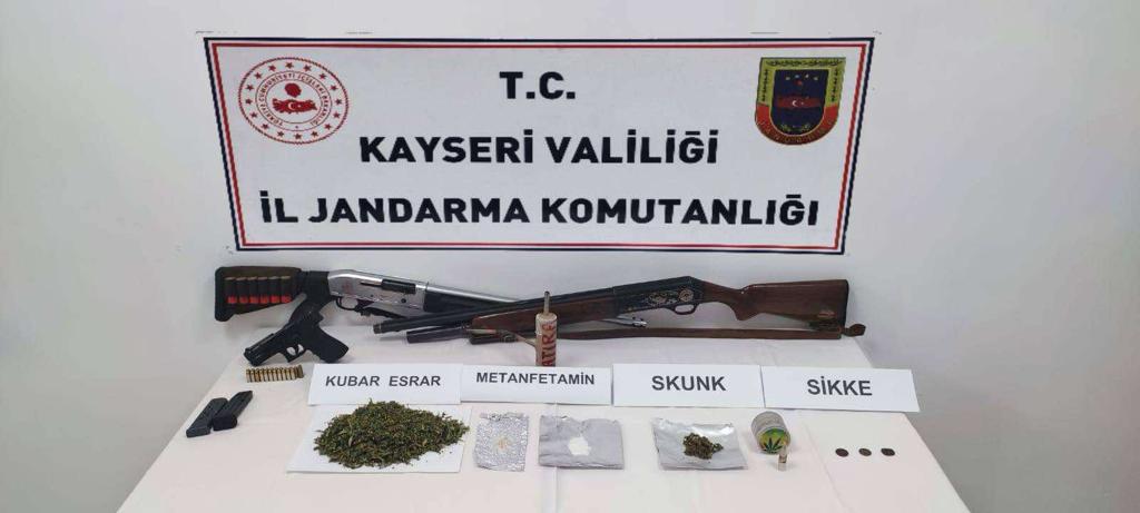 Kayseri’de jandarma ekiplerince düzenlenen