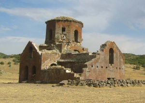 Aksaray’ın gizli hazinesi Kızıl Kilise tarihe ışık tutuyor!