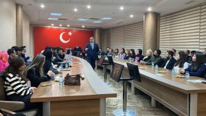 Aksaray’da genç girişimciler, “Veliaht” söyleşisiyle ilk adımını attı