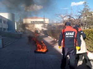 AFAD Ekiplerinden; Aksaray Huzurevi Personellerine Hayat Kurtaran Eğitimi Verdi!