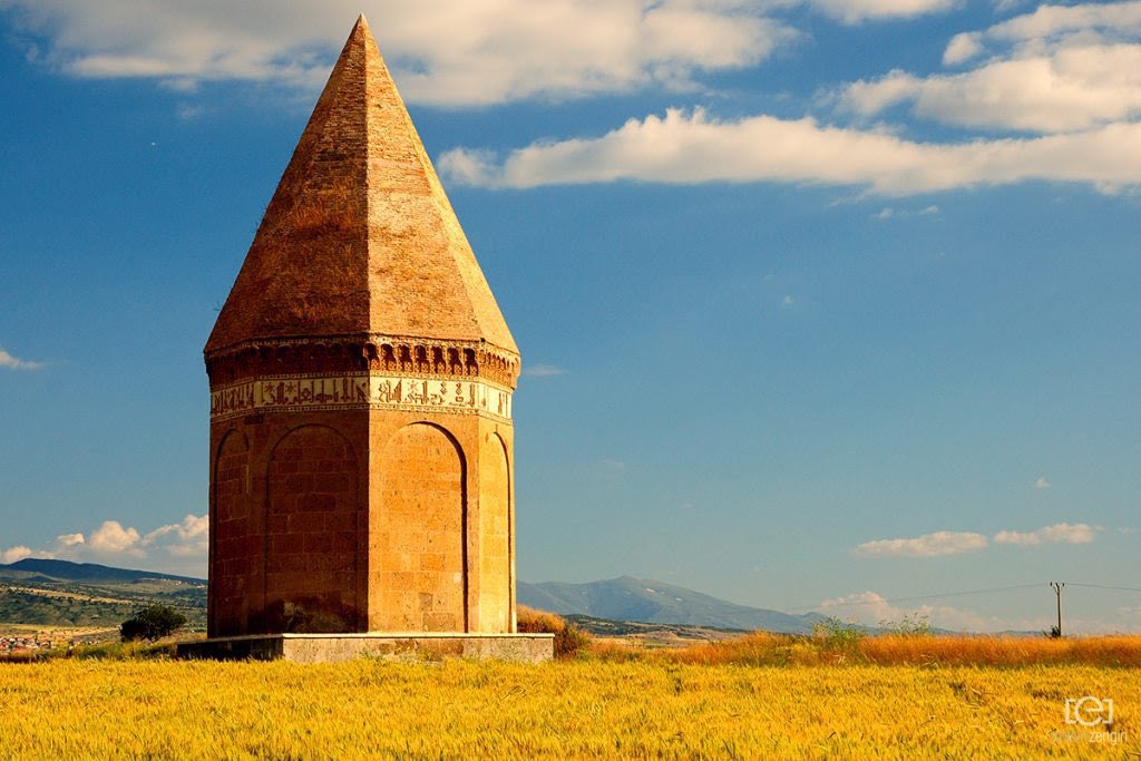 Aksaray’ın önemli Selçuklu türbelerinden