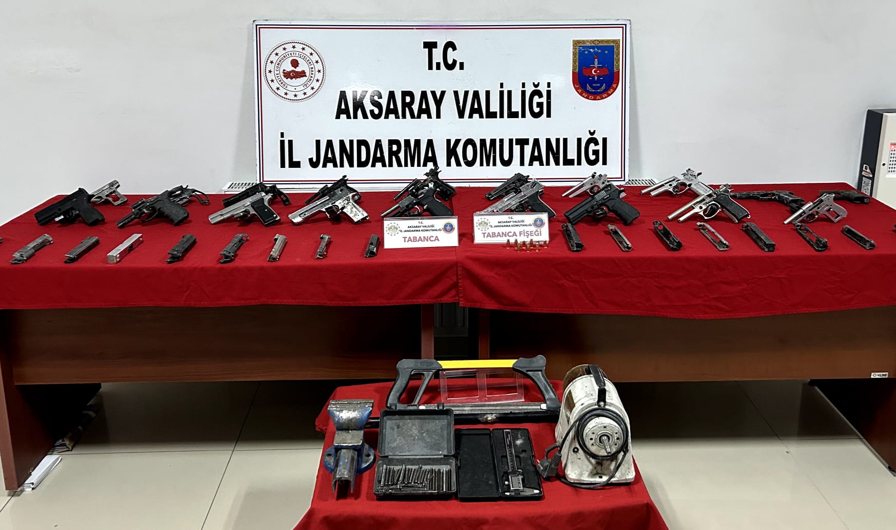 Aksaray Jandarma ekipleri,  bir