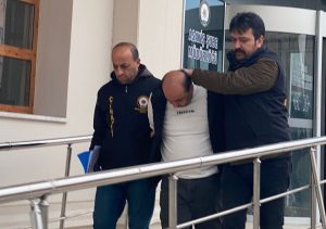 Kardeşini öldürüp yurt dışına kaçan zanlı, 9 yıl sonra yakalandı