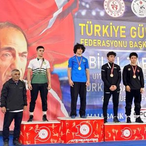 Spor Arenasında Aksaray Fırtınası Esti; Aksaray Güreşte Türkiye Üçüncüsü!