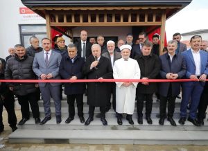 Merkez İlçe Başkanı Muammer Gür’ün dedesinin hayrına gerçekleştirilen açılışta coşku