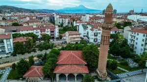 Aksaray Belediyesi, Eğri Minarenin dikkat çeken görüntülerini paylaştı