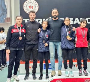 Aksaray Rüzgarı Bursa’da Esti: Atletizm Şampiyonasında Zafer Kazanan Aksaraylılar!