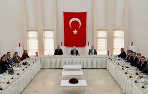 Aksaray Valisi Mehmet Ali Kumbuzoğlu başkanlığında İl Seçim Güvenliği Toplantısı