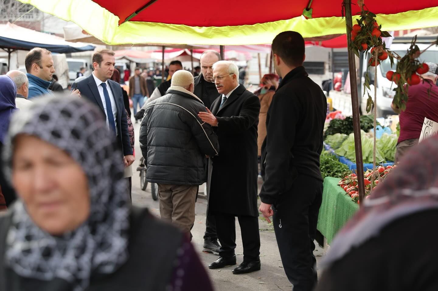 Aksaray Valisi, Pazartesi Semt