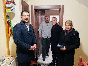 Aksaray’da Siyaset Kızışıyor: Karacaer ve İyi Parti, ‘Kapı Çal Gönül Al’ ile Vurdu!