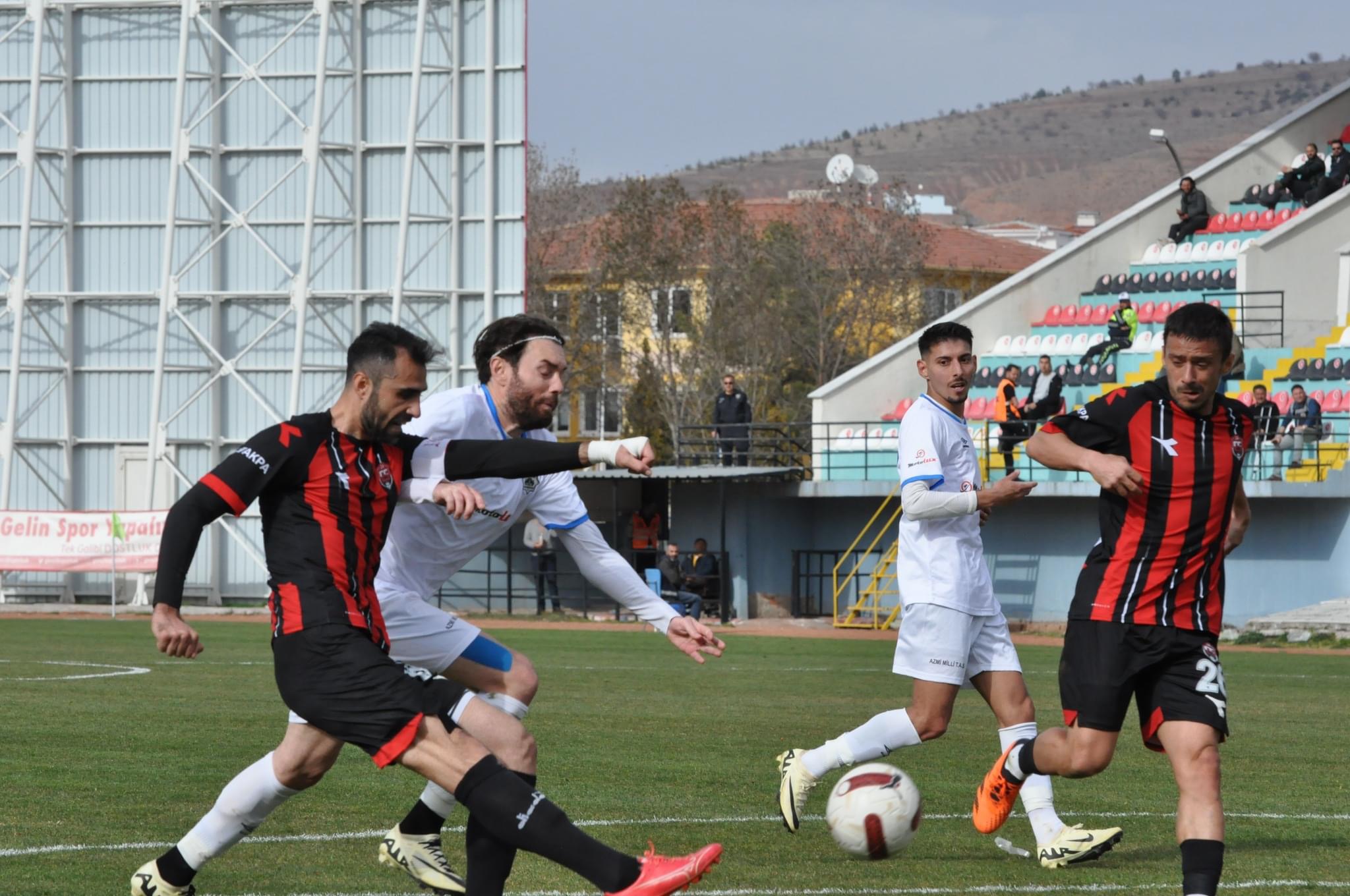 Motolux Aksaray Bldspor, Erzincanspor