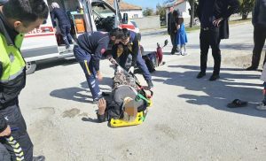 Sultanhanı’nda elektrikli motosiklet ile otomobil çarpıştı: İki’si çocuk, üç kişi yaralandı